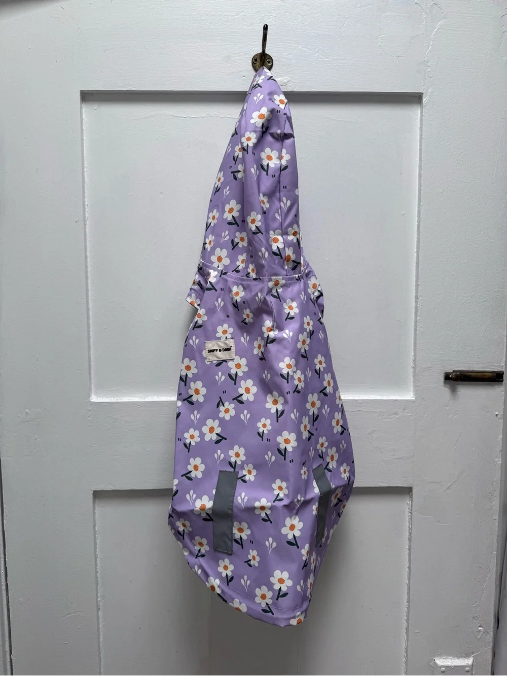 NWT Sniff & Bark Purple Daisy Reversible Zoomies Rain Vest | Size M